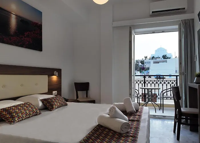 Santorini מלון 3*