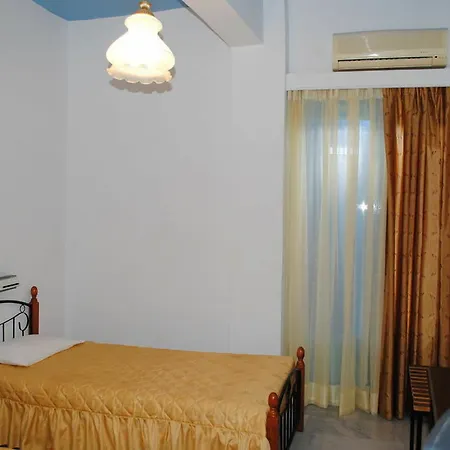 Santorini 3* Тира