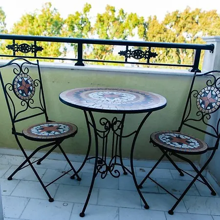 Santorini 3* Fíra