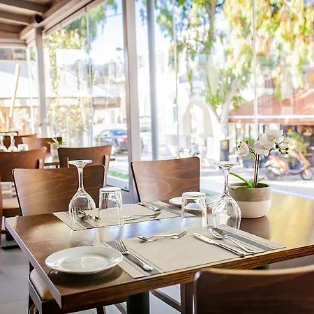 Santorini Hotel Fira (Santorini)