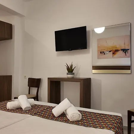 فندق سانتوريني ثيرا