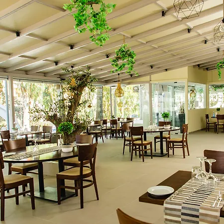 سانتوريني ثيرا