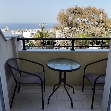 Santorini 3*