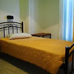 圣托里尼酒店 3*