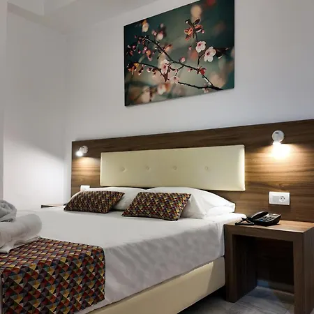 Santorini Hotel Fira (Santorini)